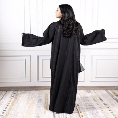 ‎ عباية نسائية كريب بلون أسود